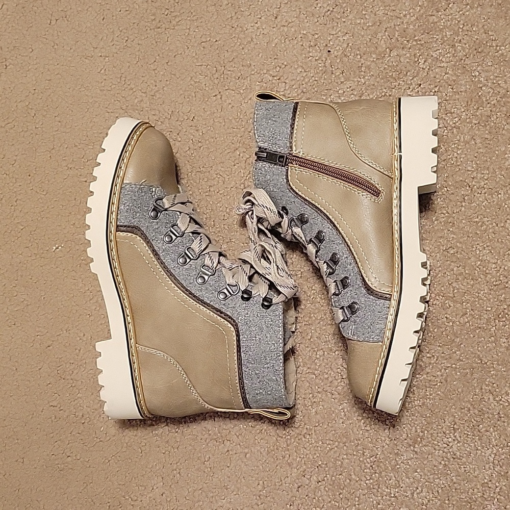 Sherpa hiker boot